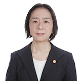 弁理士 白形 由美子